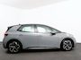 Volkswagen ID.3 Pro 58 kWh SOH 92% Navigatie Apple CarPlay Android Auto Parkeerhulp Adaptive Cruise Control Stoel- en stuurverwarming Full Led Climate Control Lichtmetalen velgen