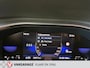 Volkswagen T-Roc 1.0 TSI Life- 3d virtual cockpit-Lane + Front assist-Carplay spotify-Navigatie-Stoelverwarming-Park hulp.