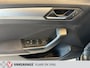 Volkswagen T-Roc 1.0 TSI Life- 3d virtual cockpit-Lane + Front assist-Carplay spotify-Navigatie-Stoelverwarming-Park hulp.