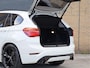 BMW X1 sDrive20i Centennial High Executive | LED | Verw Stoelen | Leder |