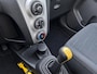 Toyota Yaris 1.3 VVTi Sol Airco MF Stuurwiel Lichtmetalen Velgen 5-DRS Stuurbekrachtiging APK 02-2027 nette auto!