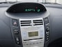 Toyota Yaris 1.3 VVTi Sol Airco MF Stuurwiel Lichtmetalen Velgen 5-DRS Stuurbekrachtiging APK 02-2027 nette auto!