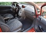 Opel Corsa 1.4-16V Cosmo/OPC-LINE/AIRCO/NAVIGATIE/CRUISE-CONTROL/PARKEERSENSOREN/STUURBEKRACHTIGING/APK 01-08-2027