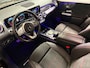 Mercedes-Benz GLB 250 Premium Plus Amg | Pano | Trekhaak | Sfeerverlichting | Camera | Carplay | Stoelverwarming | Burmester | NAP
