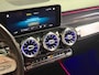 Mercedes-Benz GLB 250 Premium Plus Amg | Pano | Trekhaak | Sfeerverlichting | Camera | Carplay | Stoelverwarming | Burmester | NAP