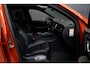 Porsche Macan 2.0 T Km-stand (2022, NL) SportChrono, Luchtvering, adaptieve cruisecontrol, vol leder