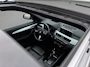 BMW X1 sDrive20i Orange Edition II | Dealer OH! | Pano | Trekhaak | Leder | H&K Audio