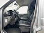 Volkswagen Transporter 2.0 TDI L2H1 28 Bulli | Trekhaak | navigatie | Lederen Bekleding | Imperiaal | Parkeer Camera | Stoelverwarming | Lichtmetalen Velgen |