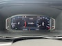 Volkswagen Transporter 2.0 TDI L2H1 28 Bulli | Trekhaak | navigatie | Lederen Bekleding | Imperiaal | Parkeer Camera | Stoelverwarming | Lichtmetalen Velgen |