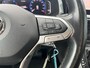 Volkswagen Transporter 2.0 TDI L2H1 28 Bulli | Trekhaak | navigatie | Lederen Bekleding | Imperiaal | Parkeer Camera | Stoelverwarming | Lichtmetalen Velgen |
