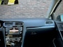 Volkswagen Golf VARIANT R-LINE 1.2 TSI | CRUISE | MASSAGESTOELEN | TREKHAAK | CAMERA | PDC