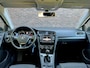 Volkswagen Golf VARIANT R-LINE 1.2 TSI | CRUISE | MASSAGESTOELEN | TREKHAAK | CAMERA | PDC