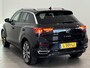 Volkswagen T-Roc 1.5 TSI Sport Business R | Achteruitrijcamera | Adaptieve Cruise Control | Stoelverwarming | Elektrische achterklep | Apple Carplay & Android Auto