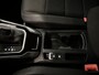 Volkswagen T-Roc 1.5 TSI Sport Business R | Achteruitrijcamera | Adaptieve Cruise Control | Stoelverwarming | Elektrische achterklep | Apple Carplay & Android Auto