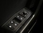 Volkswagen T-Roc 1.5 TSI Sport Business R | Achteruitrijcamera | Adaptieve Cruise Control | Stoelverwarming | Elektrische achterklep | Apple Carplay & Android Auto