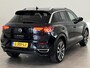 Volkswagen T-Roc 1.5 TSI Sport Business R | Achteruitrijcamera | Adaptieve Cruise Control | Stoelverwarming | Elektrische achterklep | Apple Carplay & Android Auto