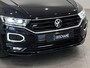 Volkswagen T-Roc 1.5 TSI Sport Business R | Achteruitrijcamera | Adaptieve Cruise Control | Stoelverwarming | Elektrische achterklep | Apple Carplay & Android Auto