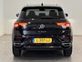 Volkswagen T-Roc 1.5 TSI Sport Business R | Achteruitrijcamera | Adaptieve Cruise Control | Stoelverwarming | Elektrische achterklep | Apple Carplay & Android Auto