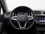 Volkswagen Tiguan 1.4 TSI eHybrid Life Business 245PK DSG Panoramadak, Trekhaak, Achteruitrijcamera, Stoel-Stuurverwarming, 17" LM Velgen, Navi, Adaptieve Cruise Control