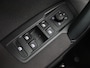 Volkswagen Tiguan 1.4 TSI eHybrid Life Business 245PK DSG Panoramadak, Trekhaak, Achteruitrijcamera, Stoel-Stuurverwarming, 17" LM Velgen, Navi, Adaptieve Cruise Control