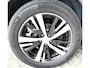 Peugeot 3008 1.6 HYbrid 225 Allure Benzine & Elektrisch Hybride * Open Schuifdak * Stoelverwarming * Dodehoek Bewaking * Keyless Entry & Start * Navigatie * Climate & Cruise Control * Wallbox Stekker * Vingerhoets; Vierde Generatie Eersteklas Service. Al meer dan 100 jaar een begrip in de Brabantse Kempen.