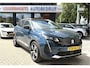 Peugeot 3008 1.6 HYbrid 225 Allure Benzine & Elektrisch Hybride * Open Schuifdak * Stoelverwarming * Dodehoek Bewaking * Keyless Entry & Start * Navigatie * Climate & Cruise Control * Wallbox Stekker * Vingerhoets; Vierde Generatie Eersteklas Service. Al meer dan 100 jaar een begrip in de Brabantse Kempen.