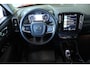 Volvo XC40 T5 Recharge Plus Bright | Harman Kardon Premium Audio | Lederen Bekleding | Stoelverwarming | Parkeersensoren voor + achter | Parkeercamera | Navigatie | Adaptive Cruise Control |