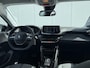 Peugeot e-208 EV E-Style Limited 50 kWh | Half leder | Cruise control | Start stop | Stoelverwarming | Carplay | Lane assist | Lichtmetalen velgen | SOH 98%