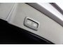 Volvo XC40 2.0 B4 Plus Dark | Trekhaak | Harman Kardon Audio | Achteruitrijcamera | Parkeersensoren | Keyless Entry | Elektrische Achterklep | Elektrisch Verstelbare Voorstoelen | Stoelverwarming | Google Navigatie | Apple Carplay | Android Auto