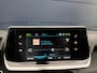 Peugeot e-2008 EV GT 50 kWh | SOH 99% | Adaptive Cruise Control | Camera | Navigatie | Drive Assist | Apple Carplay/Android Auto