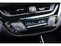 Toyota C-HR / C-HR+ 1.8 Hybrid Bi-Tone Plus, Trekhaak, 1e eigenaar , Parkeersensoren