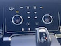Land Rover Range Rover Evoque 1.5 P300e PHEV AWD R Dynamic / Origineel NL Auto / Dealer Onderhouden / Accu SoH 91,5 % / Elektrische trekhaak 1.600 kg / Leder / Panorama schuifdak / Navigatie / Apple Carplay Android / Stoelverwarming / Camera / 20" LM wielen & All Season banden /