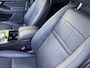 Land Rover Range Rover Evoque 1.5 P300e PHEV AWD R Dynamic / Origineel NL Auto / Dealer Onderhouden / Accu SoH 91,5 % / Elektrische trekhaak 1.600 kg / Leder / Panorama schuifdak / Navigatie / Apple Carplay Android / Stoelverwarming / Camera / 20" LM wielen & All Season banden /