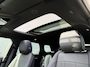 Land Rover Range Rover Evoque 1.5 P300e PHEV AWD R Dynamic / Origineel NL Auto / Dealer Onderhouden / Accu SoH 91,5 % / Elektrische trekhaak 1.600 kg / Leder / Panorama schuifdak / Navigatie / Apple Carplay Android / Stoelverwarming / Camera / 20" LM wielen & All Season banden /