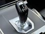 Land Rover Range Rover Evoque 1.5 P300e PHEV AWD R Dynamic / Origineel NL Auto / Dealer Onderhouden / Accu SoH 91,5 % / Elektrische trekhaak 1.600 kg / Leder / Panorama schuifdak / Navigatie / Apple Carplay Android / Stoelverwarming / Camera / 20" LM wielen & All Season banden /