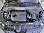 Land Rover Range Rover Evoque 1.5 P300e PHEV AWD R Dynamic / Origineel NL Auto / Dealer Onderhouden / Accu SoH 91,5 % / Elektrische trekhaak 1.600 kg / Leder / Panorama schuifdak / Navigatie / Apple Carplay Android / Stoelverwarming / Camera / 20" LM wielen & All Season banden /