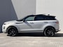 Land Rover Range Rover Evoque 1.5 P300e PHEV AWD R Dynamic / Origineel NL Auto / Dealer Onderhouden / Accu SoH 91,5 % / Elektrische trekhaak 1.600 kg / Leder / Panorama schuifdak / Navigatie / Apple Carplay Android / Stoelverwarming / Camera / 20" LM wielen & All Season banden /