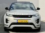 Land Rover Range Rover Evoque 1.5 P300e PHEV AWD R Dynamic / Origineel NL Auto / Dealer Onderhouden / Accu SoH 91,5 % / Elektrische trekhaak 1.600 kg / Leder / Panorama schuifdak / Navigatie / Apple Carplay Android / Stoelverwarming / Camera / 20" LM wielen & All Season banden /