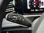 Volkswagen Tiguan 1.5 eHybrid R-Line | Trekhaak | 360° Camera | Stoelverwarming v + a