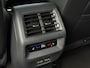 Volkswagen Tiguan 1.5 eHybrid R-Line | Trekhaak | 360° Camera | Stoelverwarming v + a