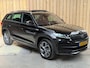 Skoda Kodiaq 1.5 TSI Sportline Business 7 persoons Automaat | Achteruitrijcamera | Apple CarPlay/Android Auto | Cruise & climate control | LED koplampen | Navigatiesysteem groot | Voor- en achter stoelen verwarmd | Panoramadak