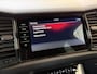 Skoda Kodiaq 1.5 TSI Sportline Business 7 persoons Automaat | Achteruitrijcamera | Apple CarPlay/Android Auto | Cruise & climate control | LED koplampen | Navigatiesysteem groot | Voor- en achter stoelen verwarmd | Panoramadak