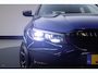 BMW 3-Serie Touring 318i Executive Edition | Panoramadak | Sport Line | 18 Inch |