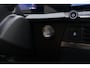 Opel Astra Electric 54 kWh Business Edition | 18" LM-Velgen | Black Pakket | Privat Glass | AGR Stoelen | Camera | Navigatie | Winter pakket |