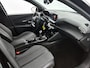 Peugeot 2008 100pk Allure | Rijklaar | Apple Carplay | Parkeersensoren voor en achter |