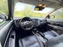 Mitsubishi Outlander 2.0 Instyle+ 4WD Leder Clima Schuifdak 7PERS Stoelverwarming 360Camera Trekhaak NAP
