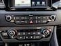 Kia Niro Hybrid 1.6 GDi ExecutiveLine Trekhaak Half Leder