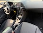SEAT Leon ST 1.2 TSI Style met trekhaak en parkeersensoren en navigatie en bluetooth en cruise controle en airco