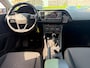SEAT Leon ST 1.2 TSI Style met trekhaak en parkeersensoren en navigatie en bluetooth en cruise controle en airco