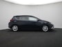 Toyota Auris 1.8 Hybrid Executive | Parkeersensoren V+A | Navigatie | Stoelverwarming |